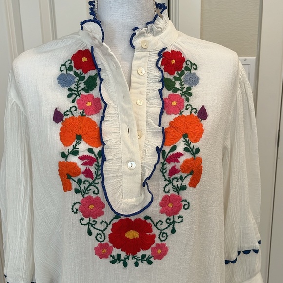 NWOT stunning Antik Batik summer blouse, hand embroidered. - Picture 5 of 11